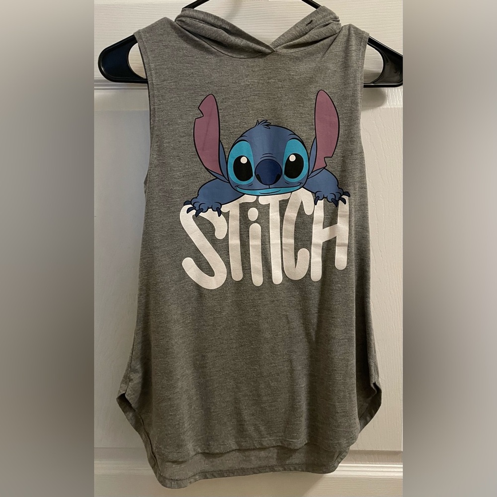 Disney stitch sleeveless hooded tee